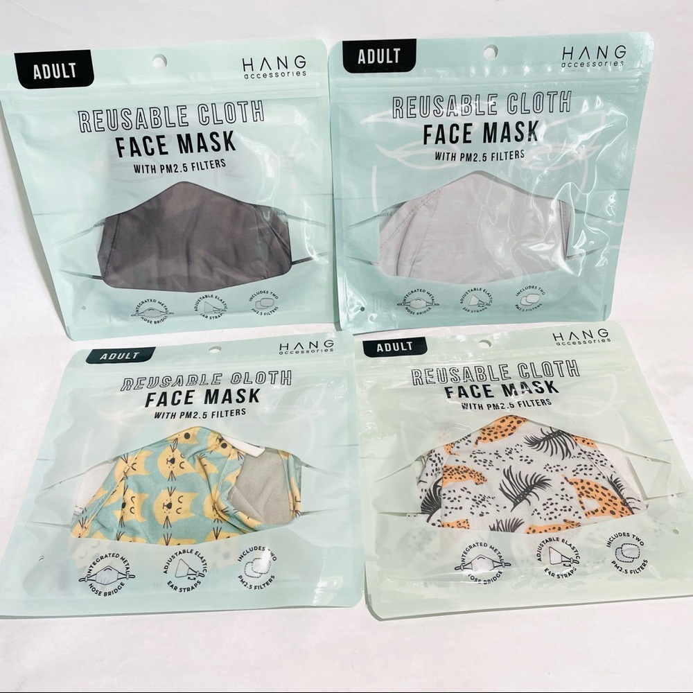 Reusable cloth mask set a four with filters